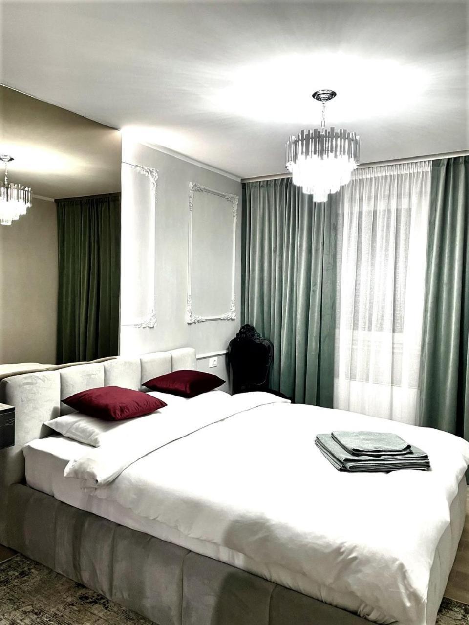 Studio 92- Urban Plaza Braşov Eksteriør billede